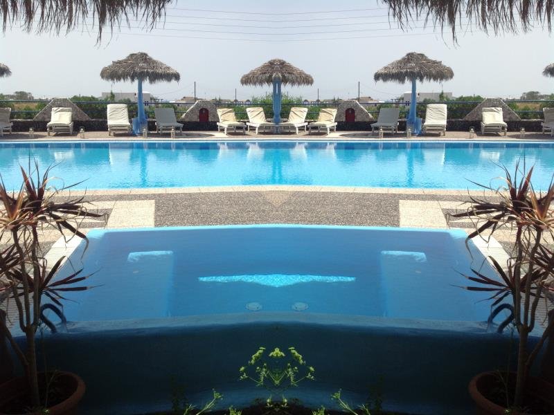 Фото Pantheon Hotel