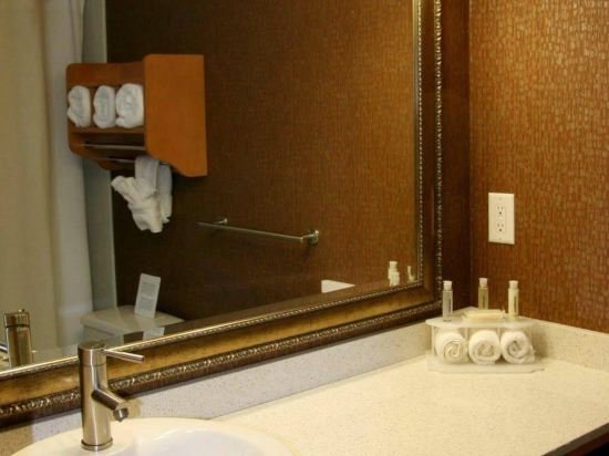 Фото Holiday Inn Express Monterey-Cannery Row, an Ihg Hotel