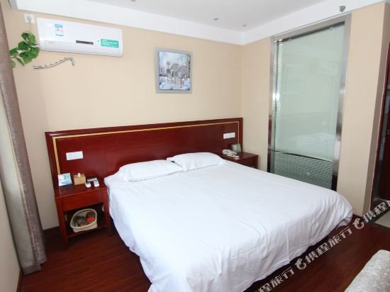 Фото GreenTree Inn ZhenJiang JieFang Road University Affiliated Hospital Ex