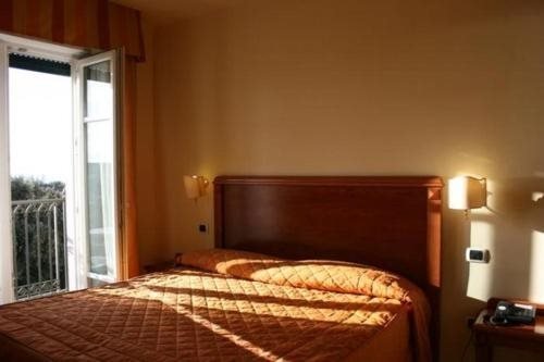 Фото Hotel Villa Ombrosa