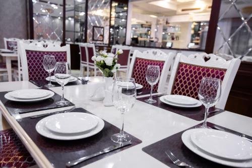 Фото Altus Hotel Baku