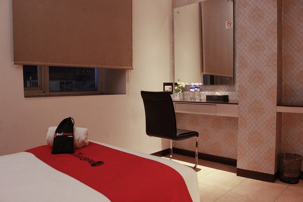 Фото RedDoorz Premium near Bandung Station