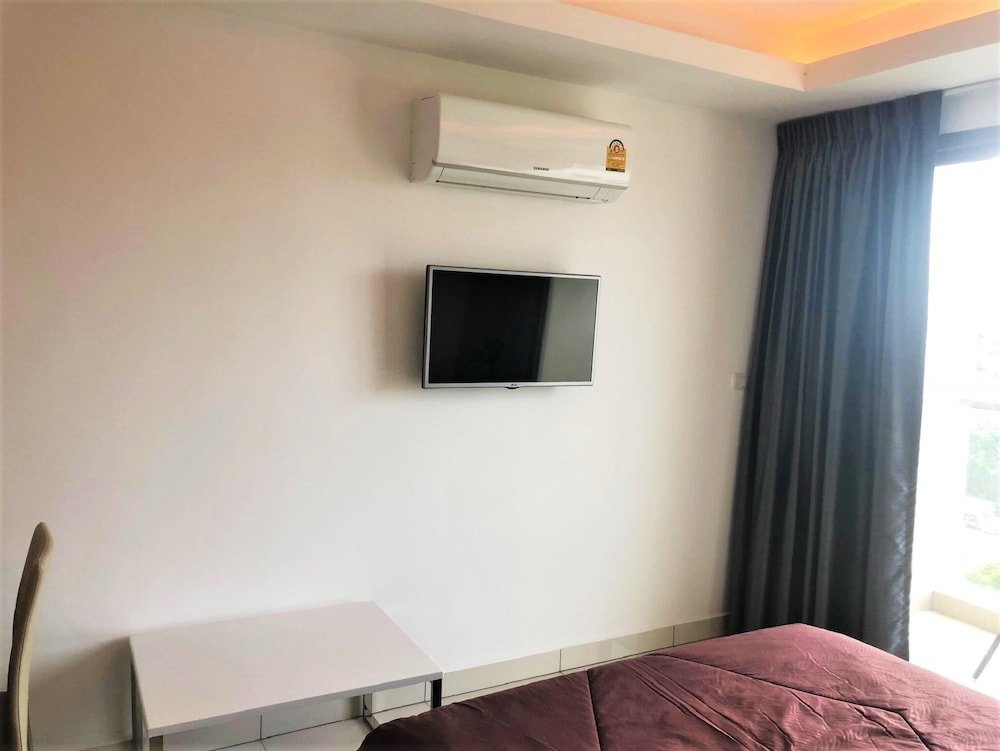 Фото Laguna Beach Resort 2 Studio Condo Pattaya