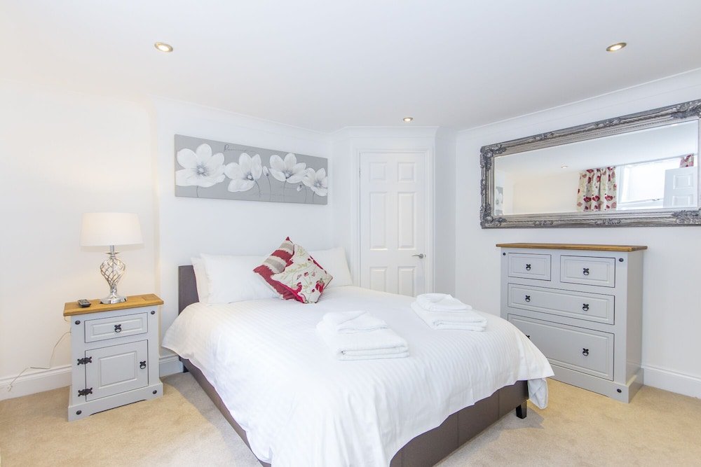 Фото 3 Bed- Raleigh by Pureserviced