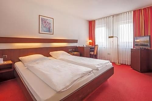 Фото Hotel Bad Minden