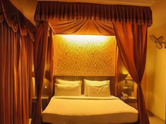 Фото Grand Continental Hotel