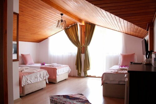 Гостиница Hotel Cumbus Baba в Ула