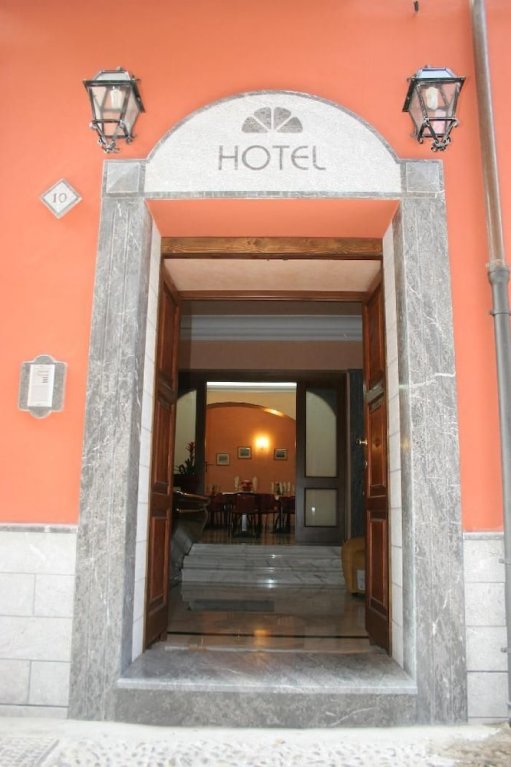 Фото Hotel Piccolo di Corduneanu Aurora