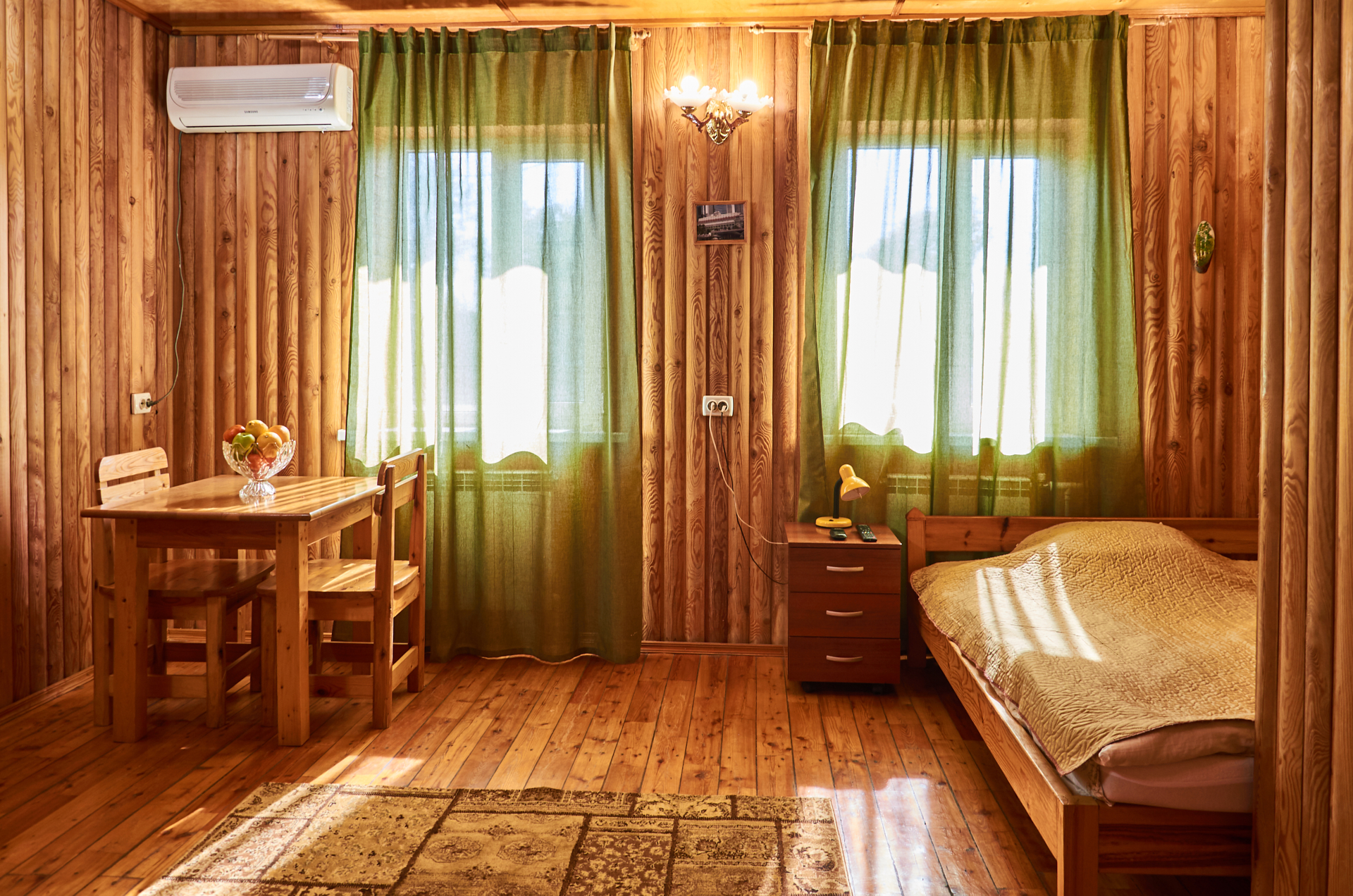 Фото отеля 2