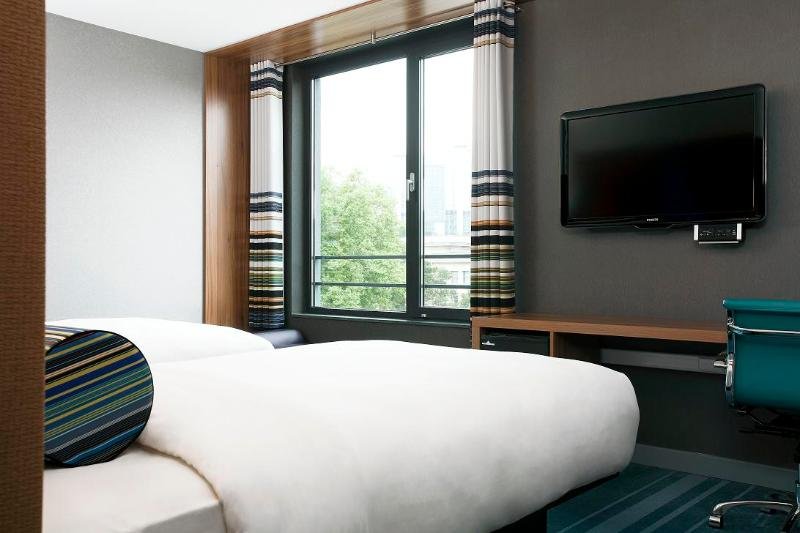 Фото Aloft London Excel