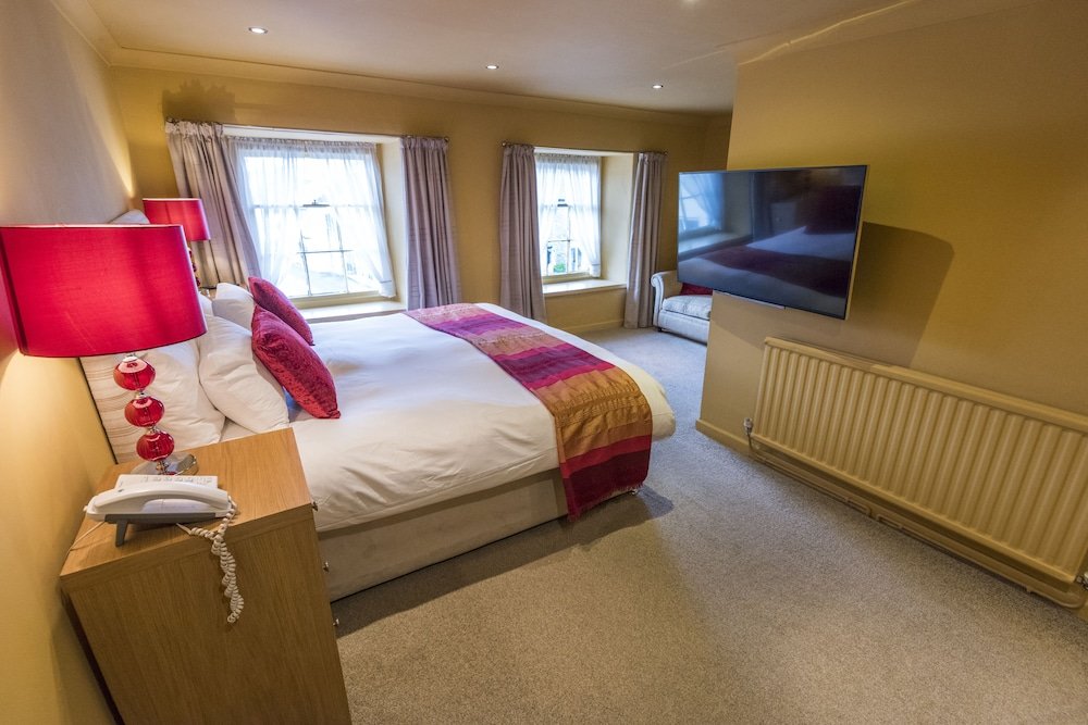 Фото The Castle Hotel