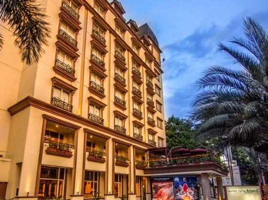 Фото Arion Suites Hotel Kemang