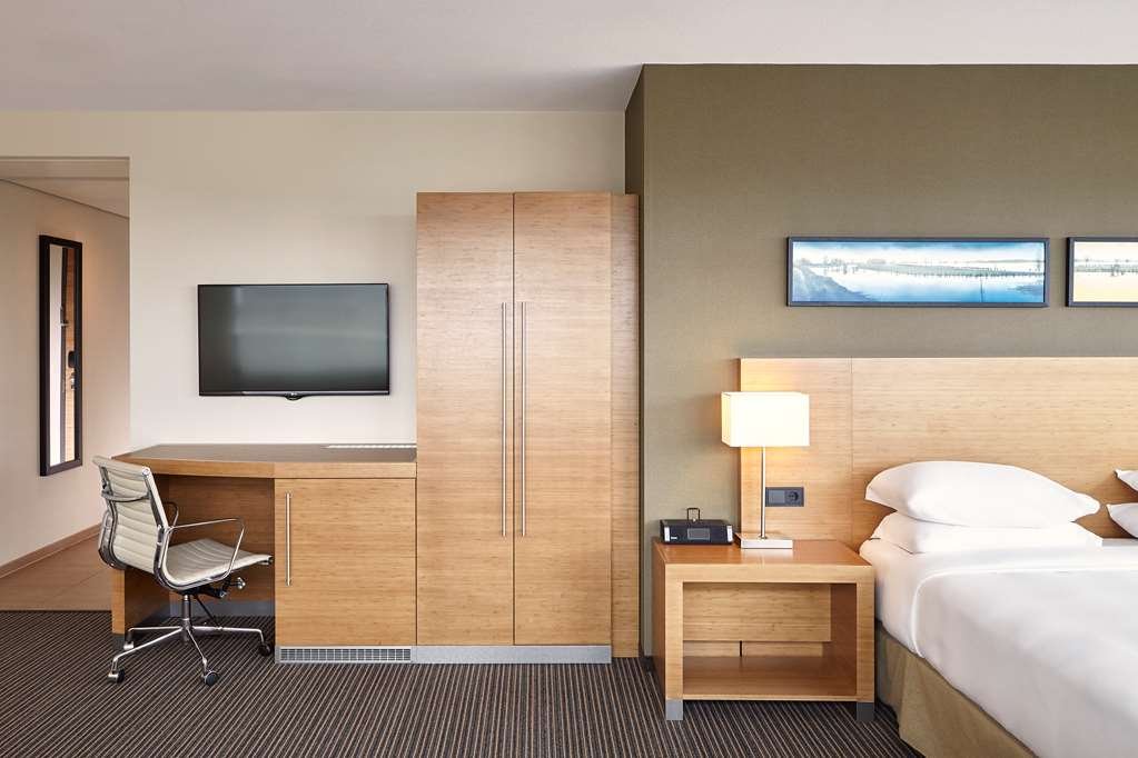 Фото Hyatt Place Amsterdam Airport