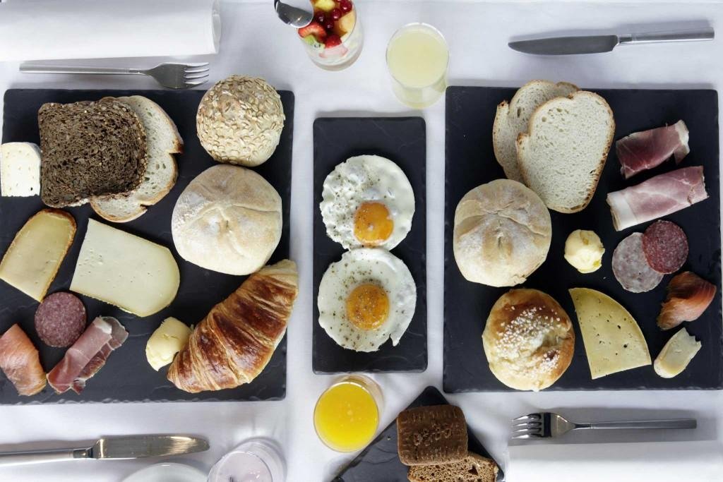 Фото Hotel Recour