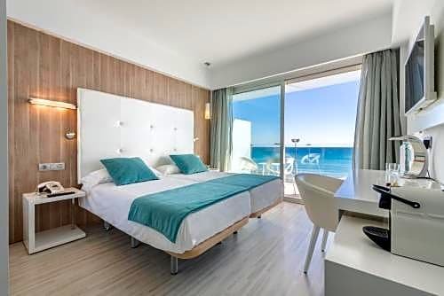 Фото Kyrat Amarac - Adults Only