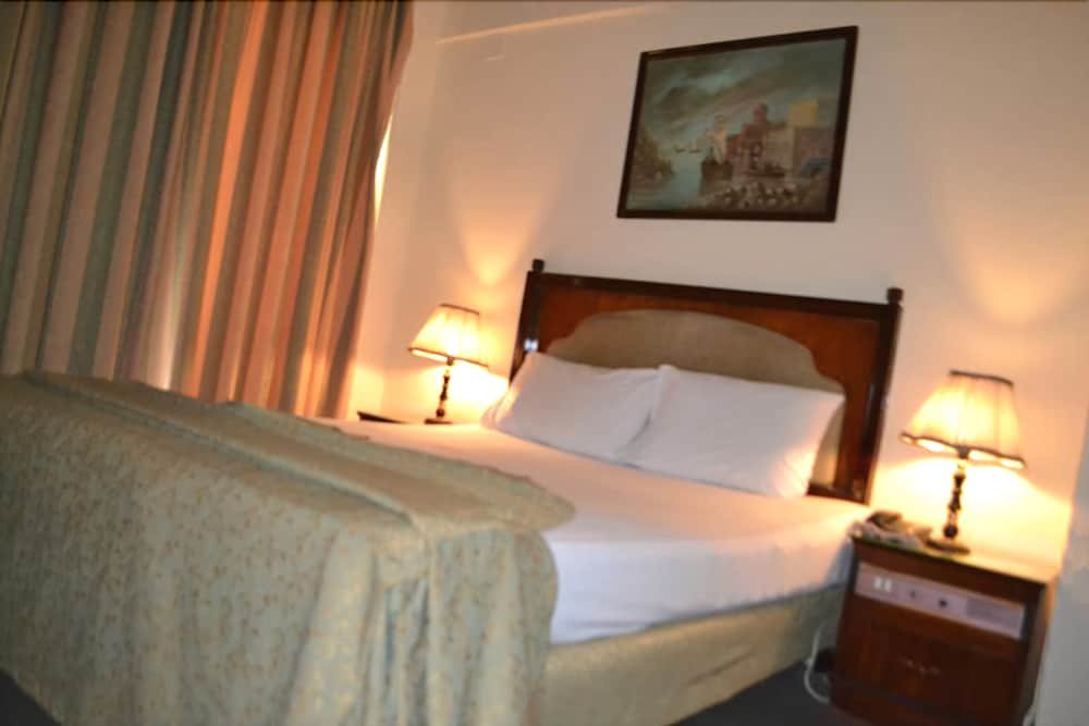 Фото Trio Hotel Kaoud Sporting