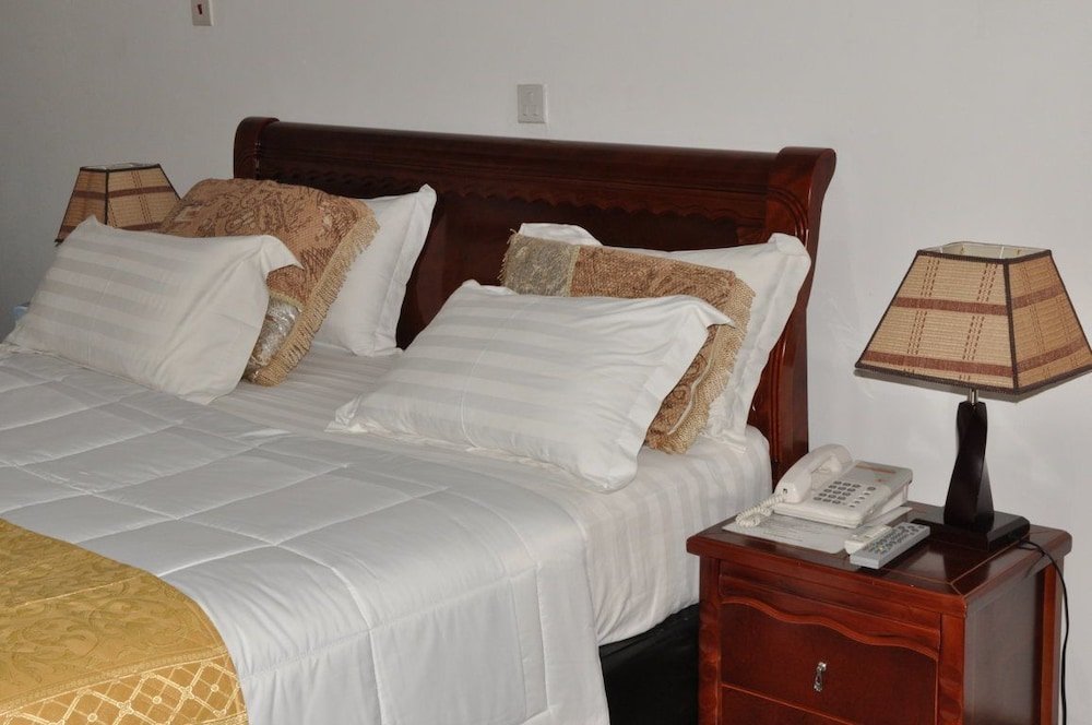 Фото MJ Grand Hotel