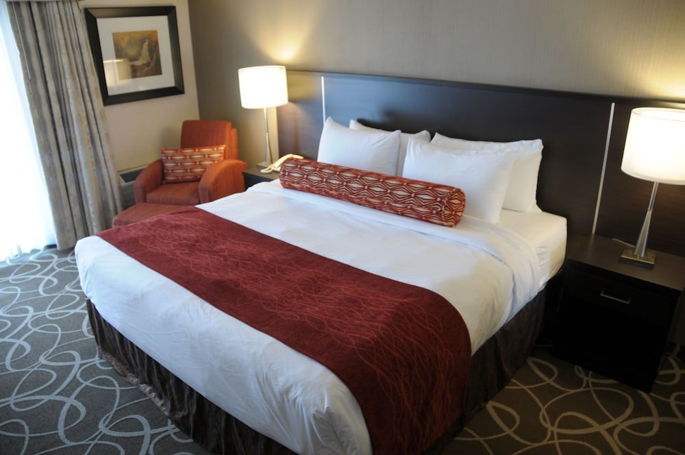 Фото Admiral Inn Burlington