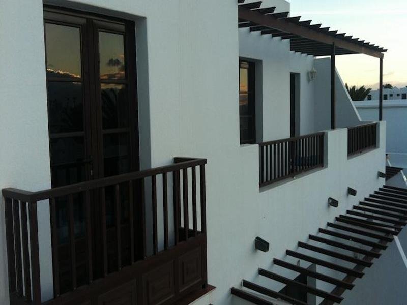 Фото Apartamentos La Laguneta