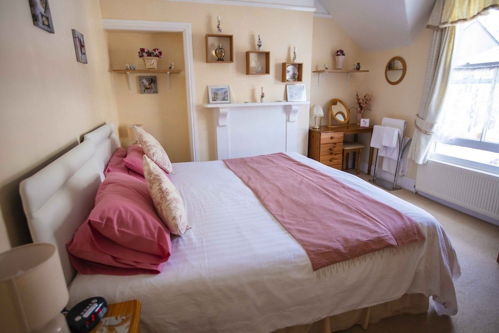 Фото Cladda House & Holiday Apartments