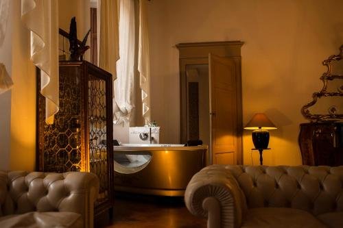 Фото Il Castello Del Capitano Delle Artiglierie