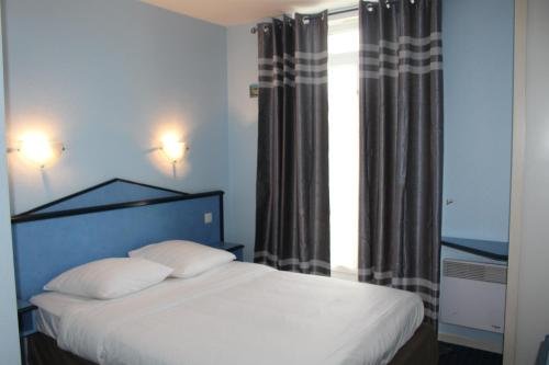 Фото Le Voltaire