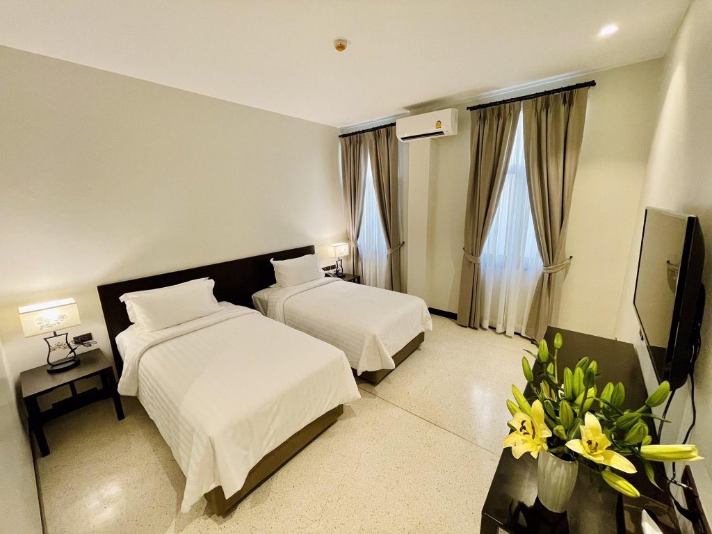 Фото Old Thai Heng Hotel