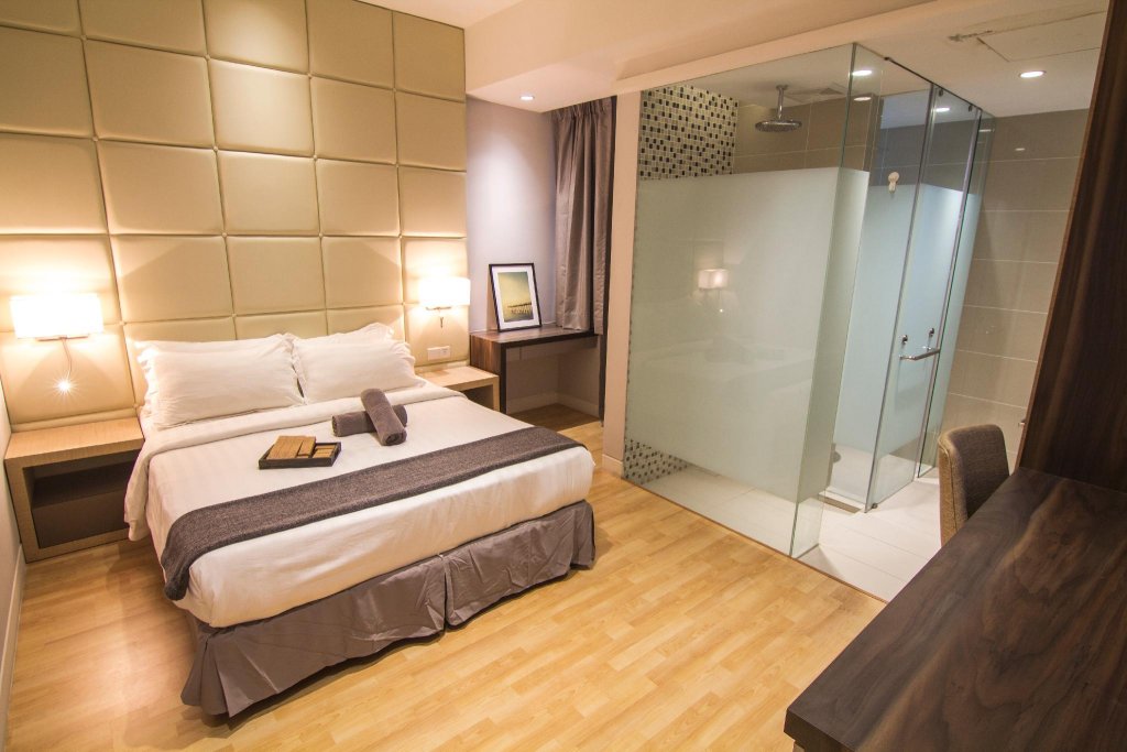 Фото 64395989924