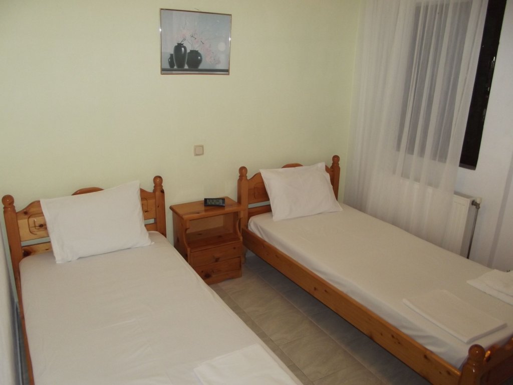 Фото Christina Studios & Apartments