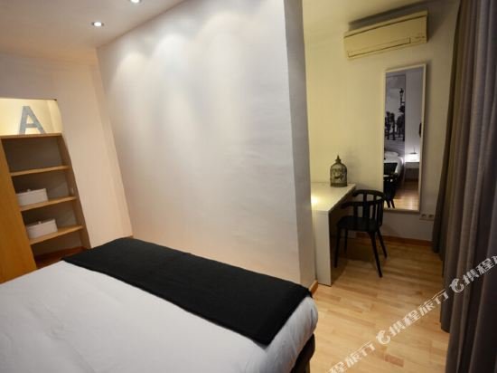 Фото Apartments Hotel Sant Pau