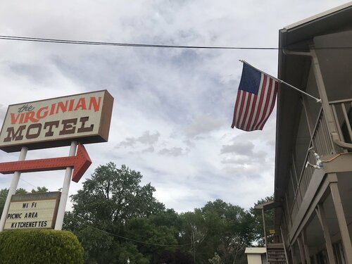 Гостиница The Virginian Motel
