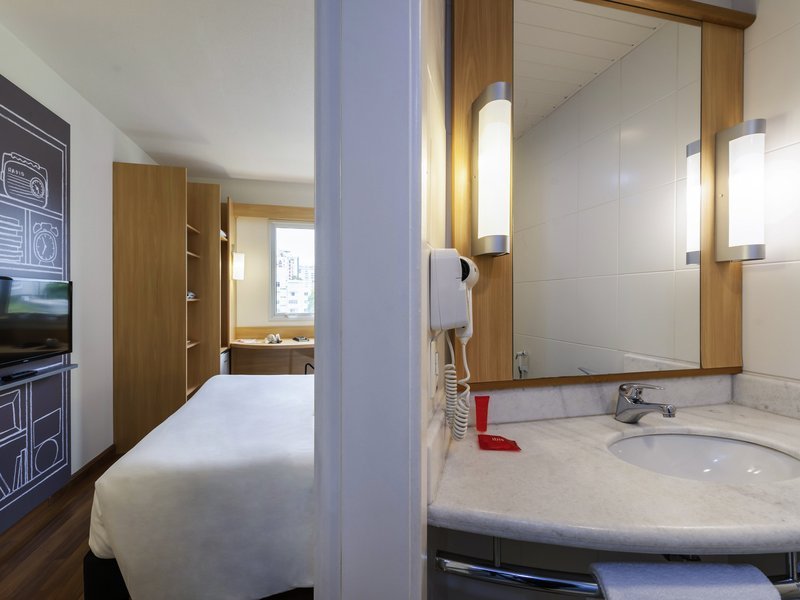 Фото Ibis Joinville