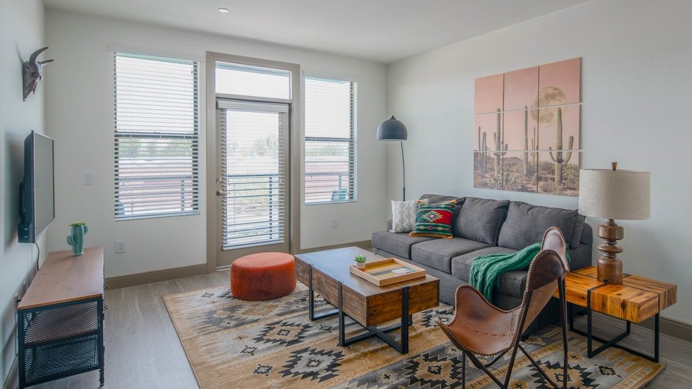 Фото Luxe Tempe Apartments by WanderJaunt