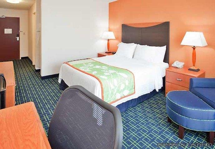 Фото Fairfield Inn & Suites Houston Humble