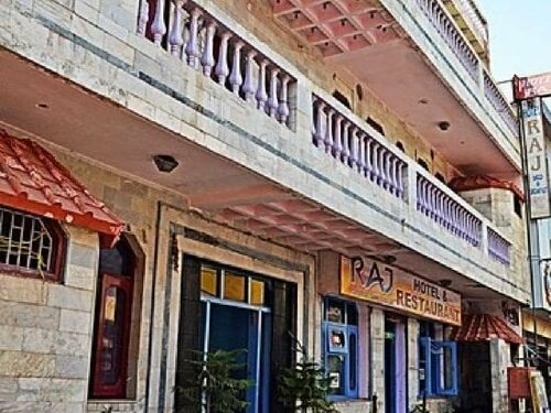 Внешний вид отеля Hotel Raj Bed & Breakfast в Агре, фото 1