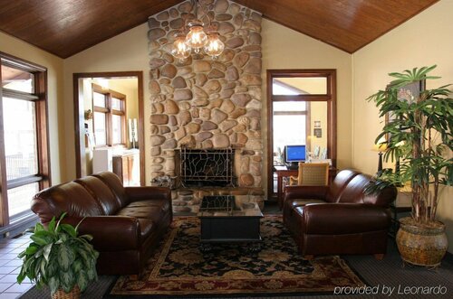 Гостиница Baymont Inn & x26; Suites Provo River в Прово