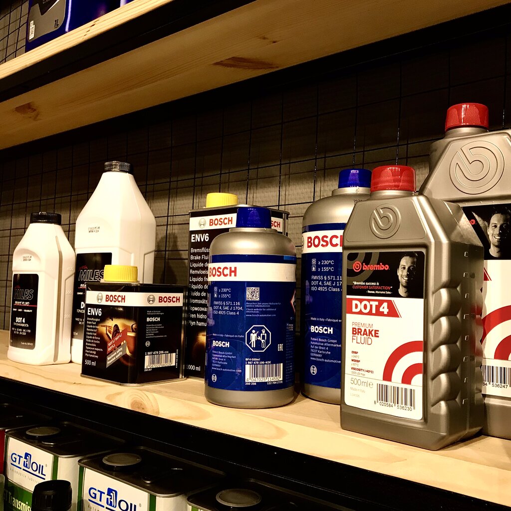 Avto ehtiyot qismlari va avto-tovarlar do‘koni Cartel, , foto