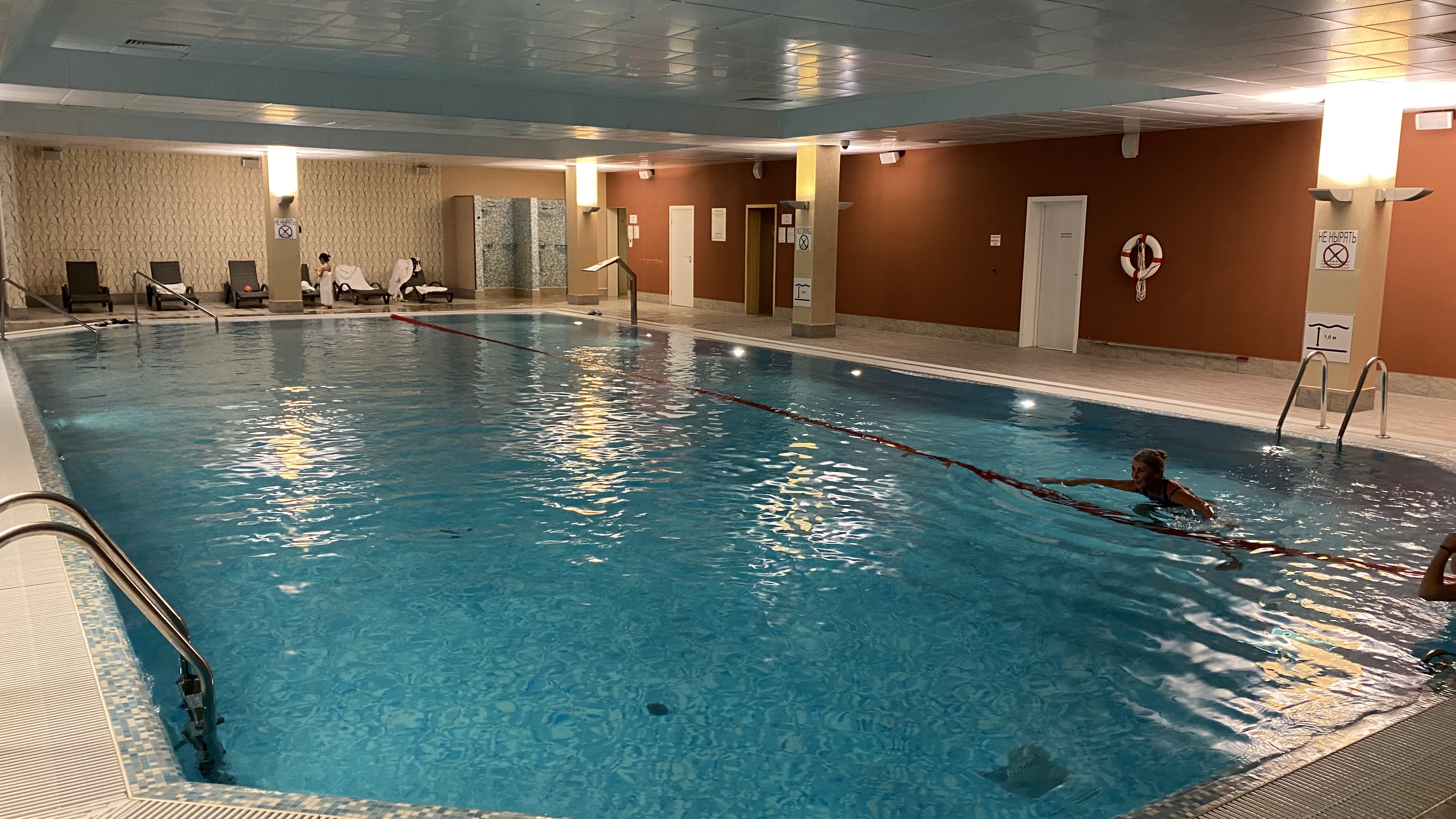 Фото Sheraton Skypoint Luxe