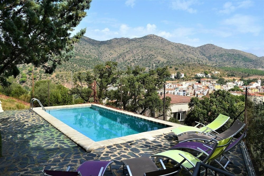 Hotel Colera 2, Catalonia, photo