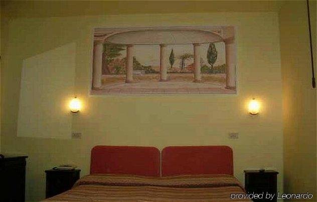 Фото Ascot Lodging