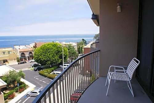 Фото Inn by The Sea La Jolla