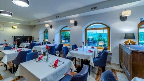 Гостиница Hotel Batory в Щавнице