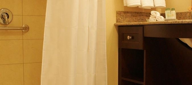 Фото Hampton Inn by Hilton Toronto Airport Corporate Centre