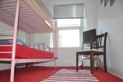 Фото Plymouth Backpackers Hotel