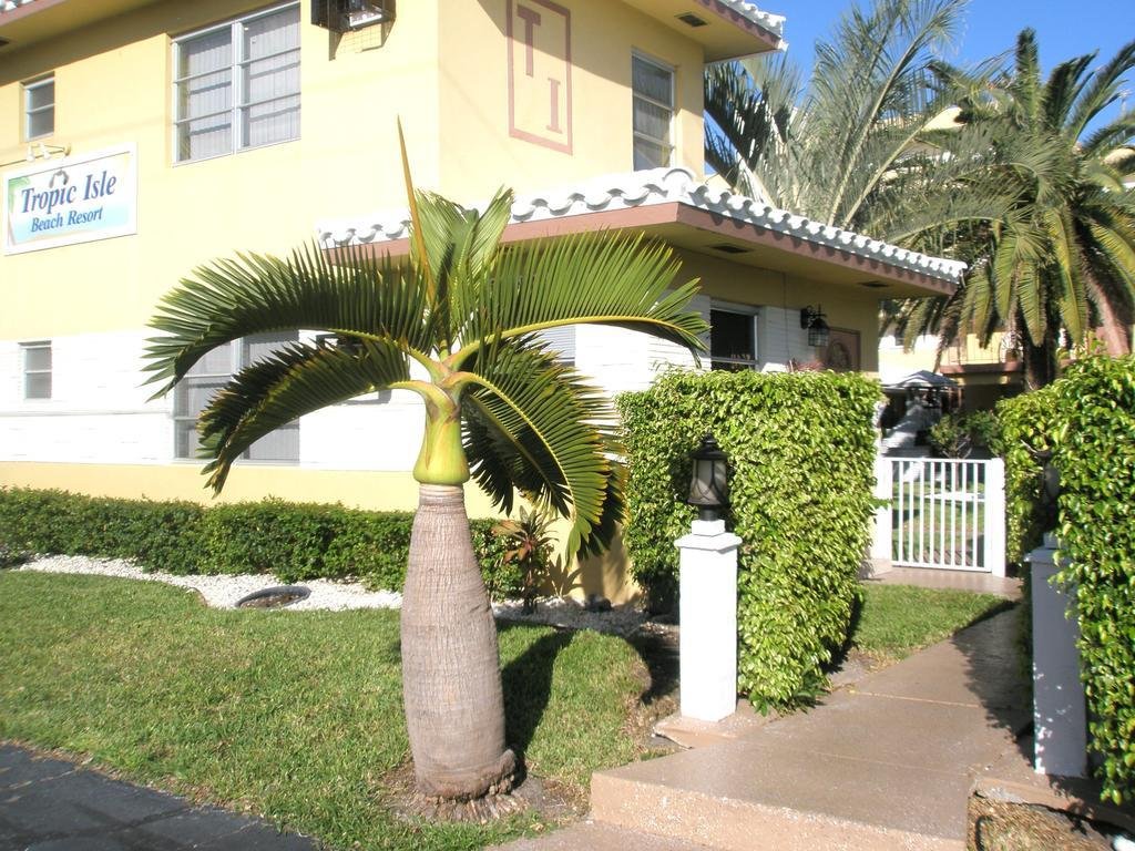 Фото Tropic Isle Beach Resort