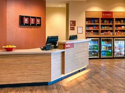Гостиница TownePlace Suites by Marriott Cleveland Solon