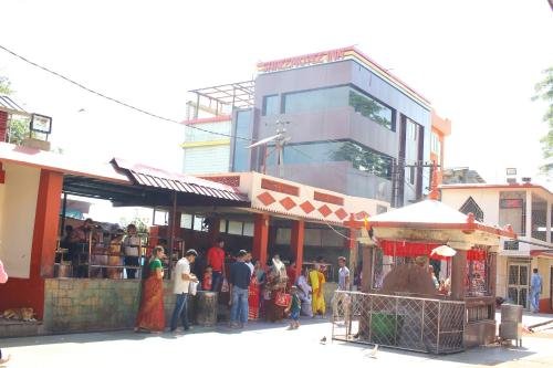 Фото Hotel Shreemoyee Inn