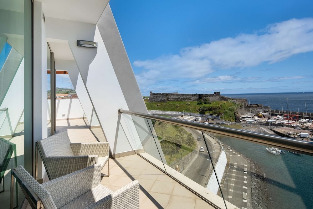 Фото Angra Marina Hotel