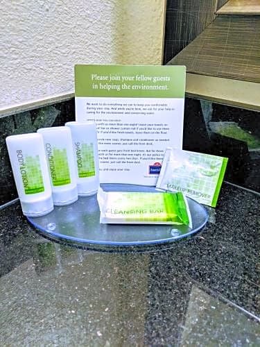 Фото AmericInn by Wyndham Grand Forks