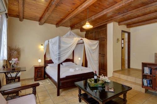 Фото Elia Traditional Hotel & SPA